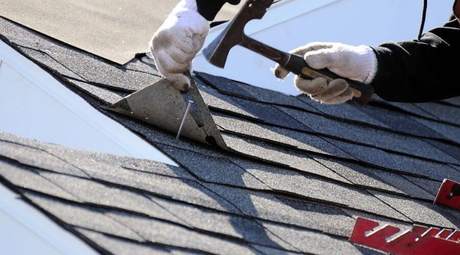 Professional gutter cleaning in Gordon, AL